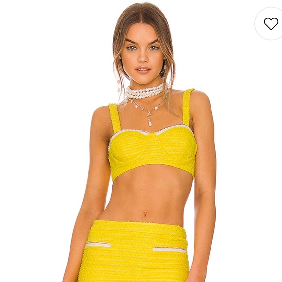 🆕 ASSIGNMENT Avriel Crop Top - Picture 2 of 4